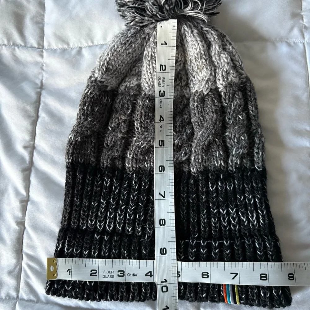Smartwool Rounded Crown Merino Blend Cable Knit Pompom OS Streetwear Gorpcore